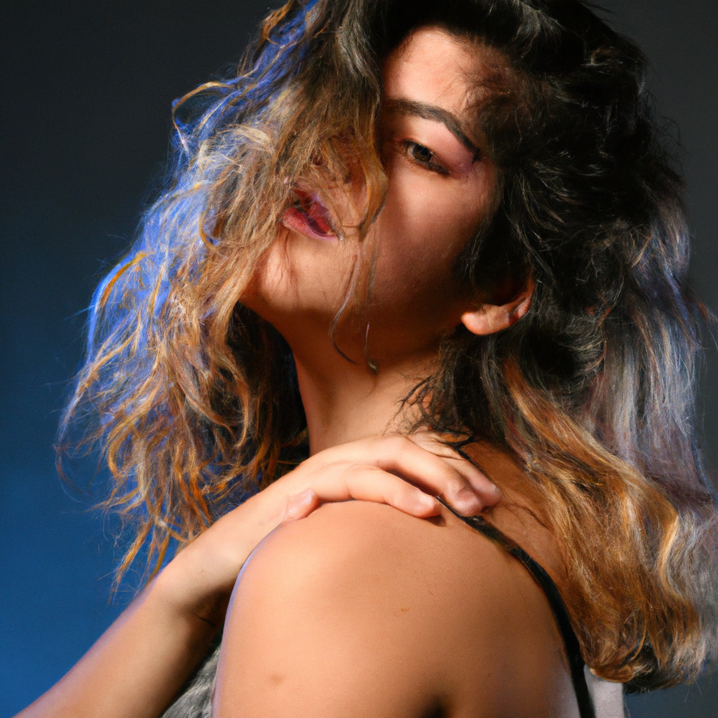 Retrato editorial minimalista con luz lateral suave